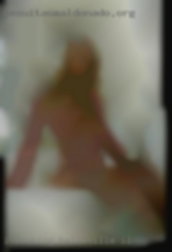 I looking for singles in Belleville, IL and couples.